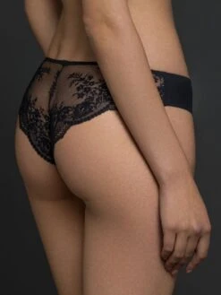 Brasiliana Slip CHARME Aus Leavers Spitze Von Ritratti -TraumMode Verkäufe 14605 charme slip black ritratti 1