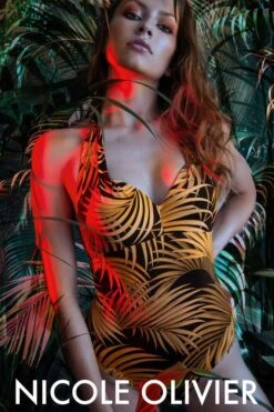 Bügel-Badeanzug TOTEM Schwarz-sand Von Nicole Olivier -TraumMode Verkäufe badeanzug totem gold schwarz palmenmuster nicole olivier 1