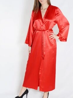 100% Seide Morgenmantel Lang LAURIAN Uni Von Marjolaine -TraumMode Verkäufe morgenmantel seide laurian ecarlate rot marjolaine 5 1 1 1