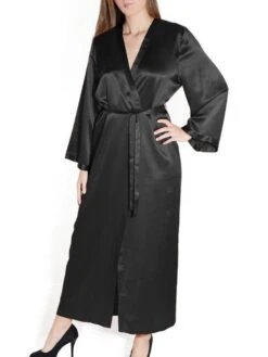 100% Seide Morgenmantel Lang LAURIAN Uni Von Marjolaine -TraumMode Verkäufe morgenmantel seide laurian schwarz marjolaine 1 3 1 1 1