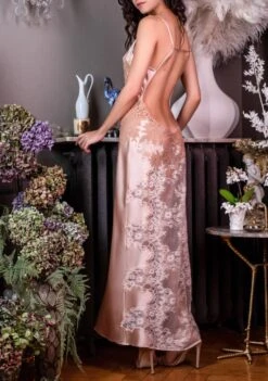 Stretchseide Neglige Lang NINA Marjolaine Lingerie -TraumMode Verkäufe nachtkleid lang nina boudoir nude 4nin3001 marjolaine 2