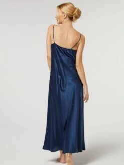100% Seide Nachtkleid Lang DORINE Uni Von Vivis -TraumMode Verkäufe nachtkleid seide lang dorine v00006 nachtblau vivis 2 1 6