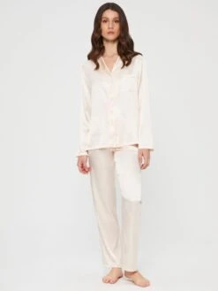 Seide Pyjama 2-tlg. SETA No. 9 Von Chiara Fiorini 27 Seide Pyjama 2-tlg. SETA No. 9 Von Chiara Fiorini -TraumMode Verkäufe schlafanzug seide puder rose gc180 chiara fiorini 2 1