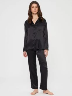 Seide Pyjama 2-tlg. SETA No. 9 Von Chiara Fiorini 29 Seide Pyjama 2-tlg. SETA No. 9 Von Chiara Fiorini -TraumMode Verkäufe schlafanzug seide schwarz gc180 chiara fiorini 1