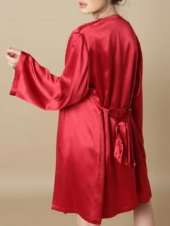 100% Seide Morgenmantel SOIE LASER Von Marjolaine -TraumMode Verkäufe seide morgenmantel laser rot soie unie marjolaine 9 1