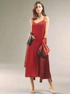 100% Seide Nachtkleid Lang DORINE Uni Von Vivis -TraumMode Verkäufe seide nachtkleid lang dorine paprika vivis 1 1