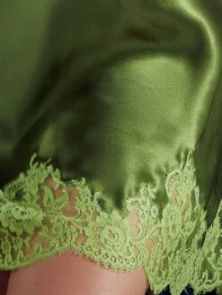 100% Seide Neglige GEMMA No. 4 Calais Spitze Marjolaine -TraumMode Verkäufe seide neglige gemma 3gem0120 gruen marjolaine 2 1 1