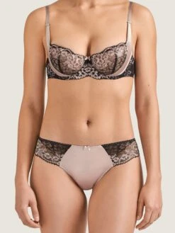 Seide String FEMME GLAMOUR Altrosa-schwarz Von Aubade -TraumMode Verkäufe seide string md26 altrosa 1 femme glamour aubade 4