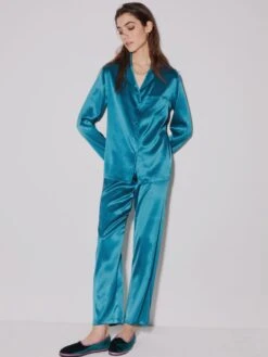 Seide Pyjama 2-tlg. SETA No. 9 Von Chiara Fiorini 25 Seide Pyjama 2-tlg. SETA No. 9 Von Chiara Fiorini -TraumMode Verkäufe seidenpyjama petrol gc180 chiara fiorini 1