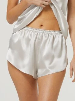100% Seide Shorts CAROL Uni Von Vivis -TraumMode Verkäufe seidenshorts carol v00002 silber vivis 1