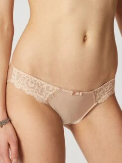 MAISON LEJABY Slip Mit Spitze GABY Von Maisonlejaby -TraumMode Verkäufe slip puder 13863 gaby maison lejaby 1 1 1