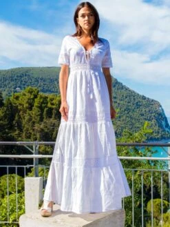 Sommerkleid Mit Spitze ARIANNA Lang Weiß Von Laetitia Beachwear -TraumMode Verkäufe sommerkleid weiss lang a141 arianna laetitia beachwear 1