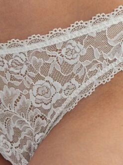 String ROSESSENCE HK Spitze Von Aubade -TraumMode Verkäufe spitze dessous hk26 6 5 opal weiss rosessence aubade 1 1 1 1 1